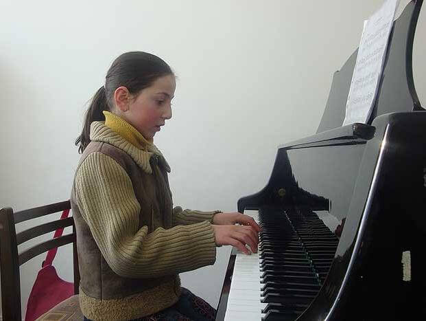The-Vanadzor-Art-School-currently-provides-music-instruction-to-more-than-250-students-on-both-classical-as-well-as-folk-instruments.