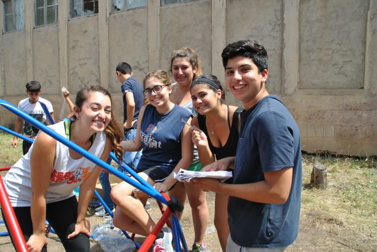 SERVICE Armenia participants endured 100 degree plus temperatures throughout the day.