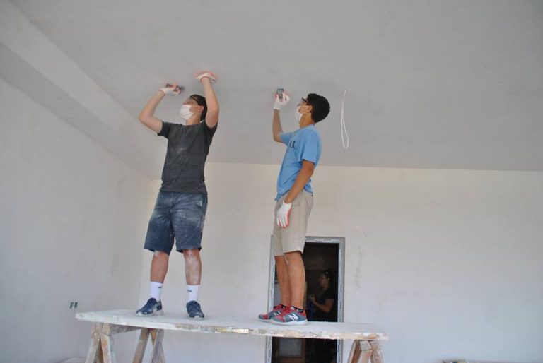 SERVICE Armenia 2016 participants working hard!