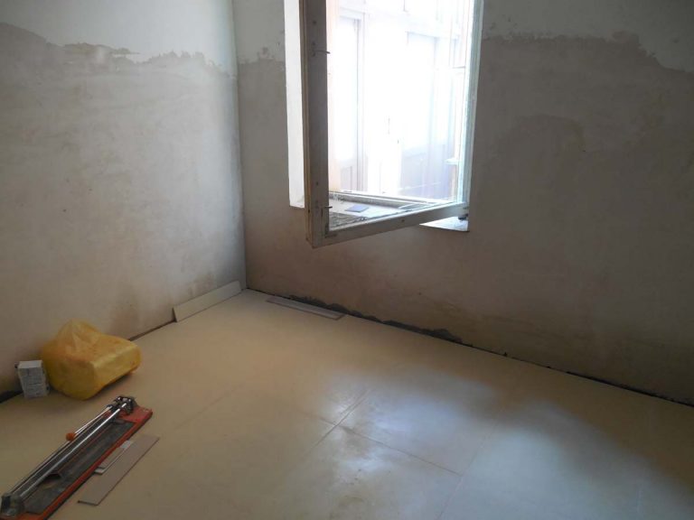 Tile done, ready for paint!