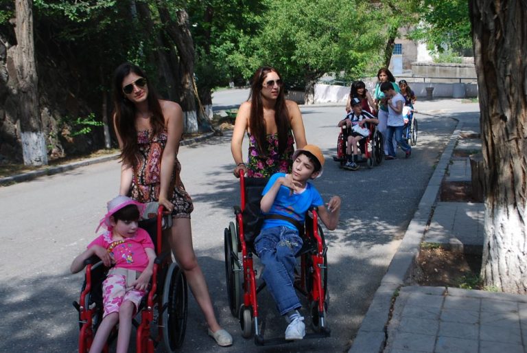 Strolling through the Yerevan Zoo while looking at the animals.