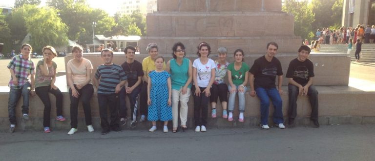 Handicraft & Art Classes for Warm Hearth
