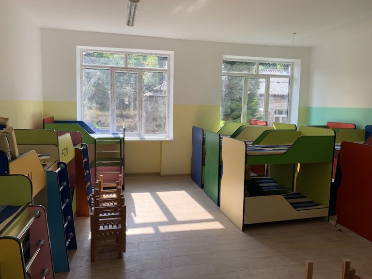 Our friends at Focus on Children Now delivered high quality beds and other 
furniture for use at the kindergarten in Varagavan.