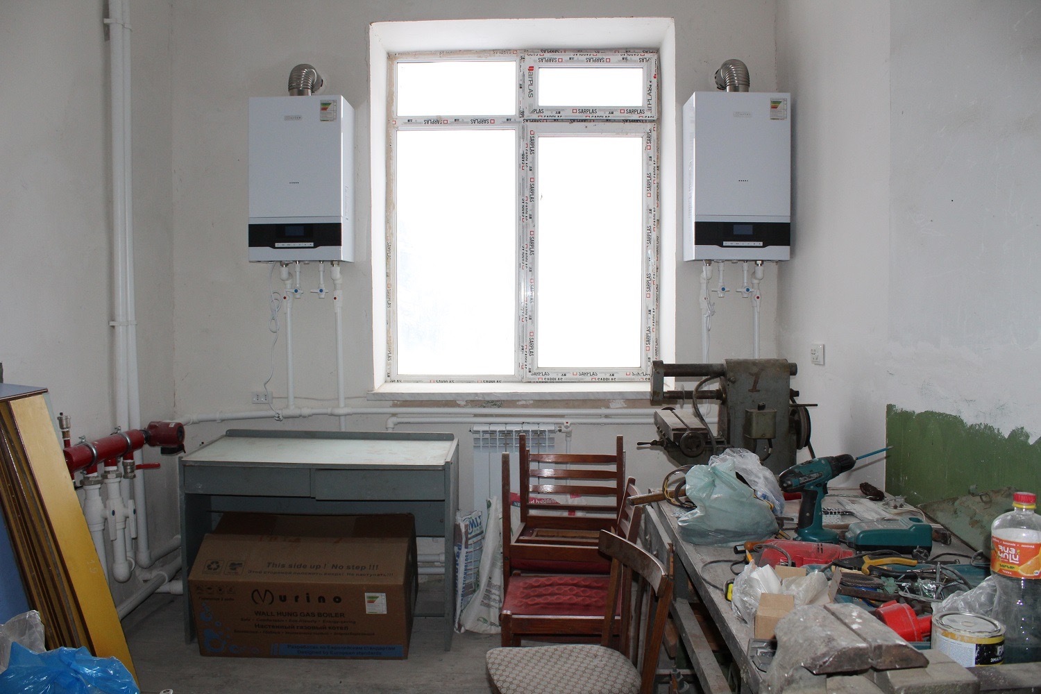 1․Չորաթանի կաթսաների նորոգված սենյակ