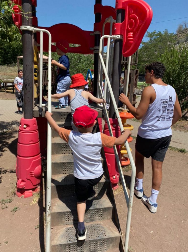 Children finished their fun afternoon playing at the zoo playground.